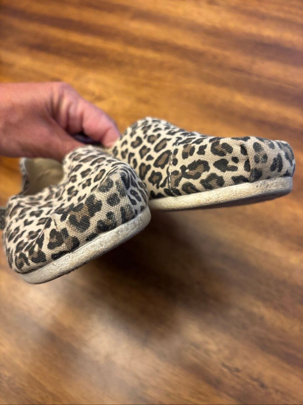 Leopard print BOBS, size 7 - Picture 4 of 5